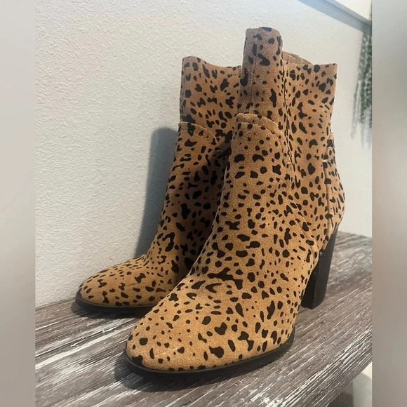 GIBSON LATIMER CHEETAH SUEDE BOOTS‎ Size 8.5 - Picture 4 of 9